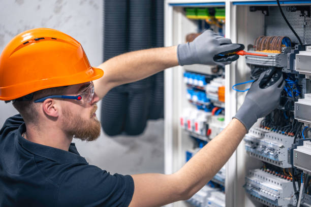 Best Circuit Breaker Repair  in Colby, KS